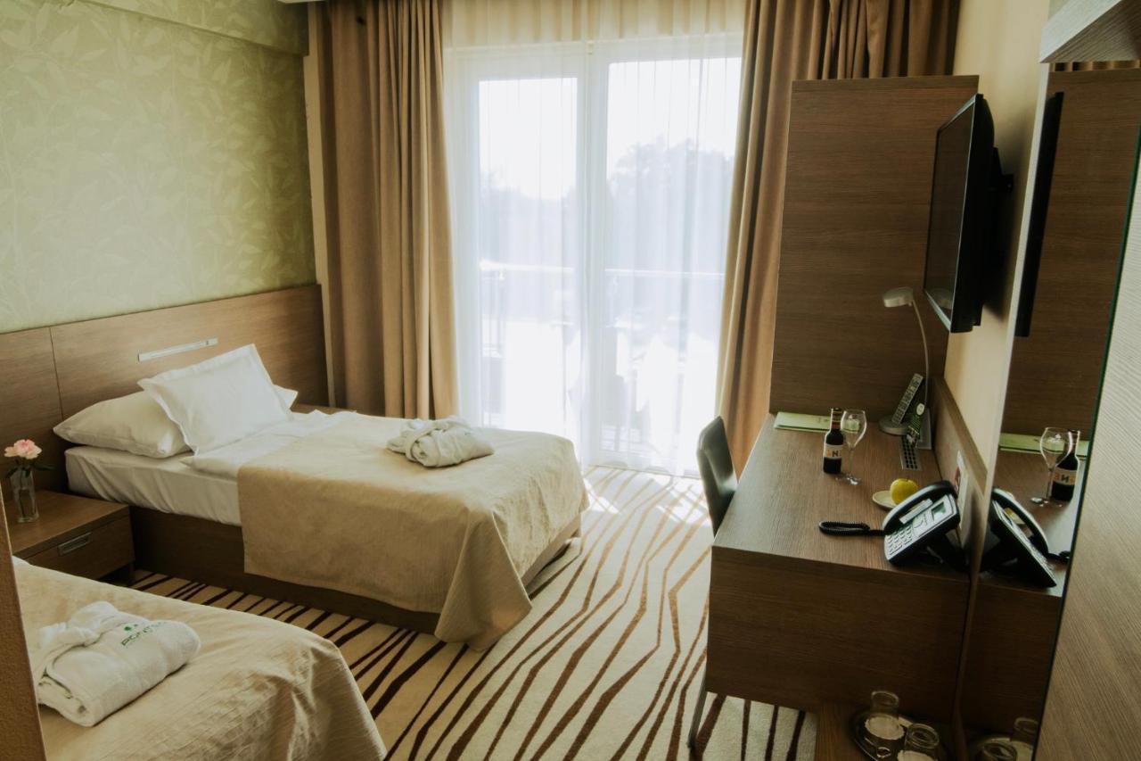 Hotel Ponteo - Activity Park Братислава Екстериор снимка
