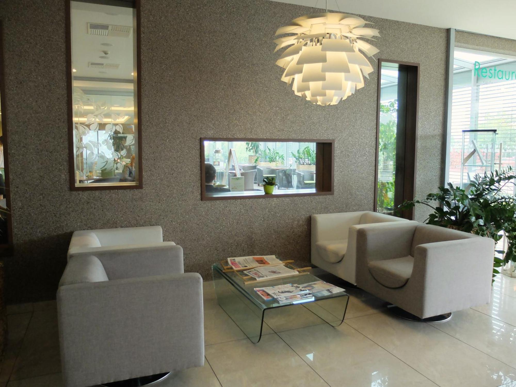 Hotel Ponteo - Activity Park Братислава Екстериор снимка