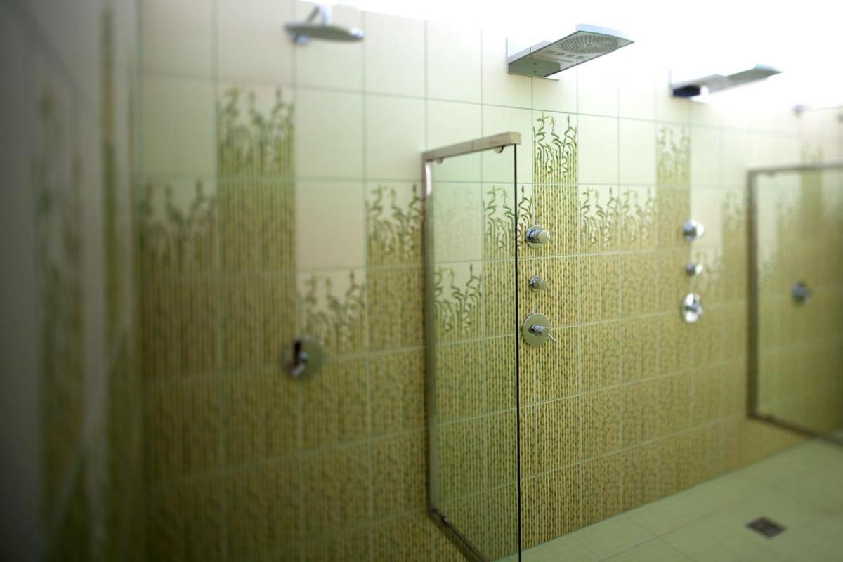 Hotel Ponteo - Activity Park Братислава Екстериор снимка